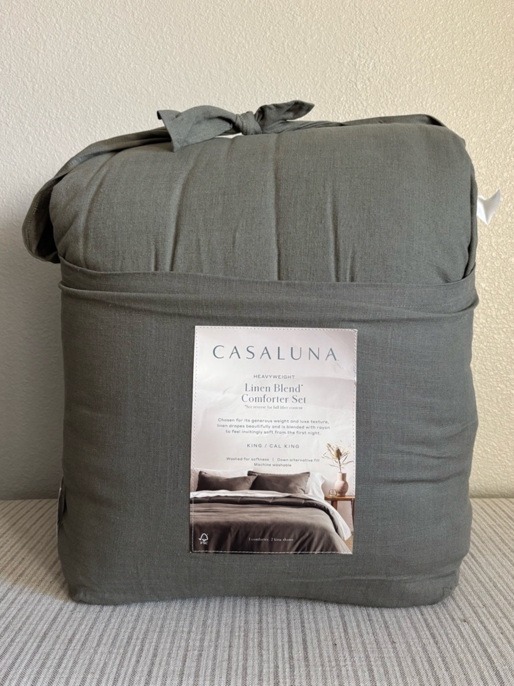 NWT King/ California King Heavyweight Linen Blend Comforter and Sham Set Olive
